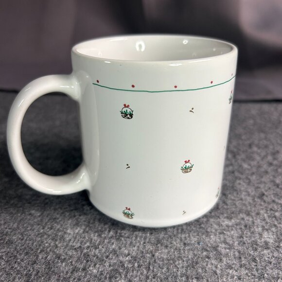 Vintage Michel & Company Made‎ in Japan Mug Easter Basket Gold Foil - Picture 8 of 9